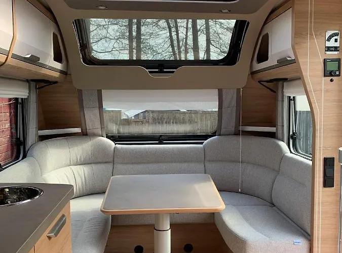 5 Sterne Wohnwagen Direkt An Der Messe - Beheizt- Inklusive Stellplatz & Wlan - New Caravan At Fairground - Inclusive Caravanparking & Wlan - Direkt Messegelaende-duschraeume Vor Ort - Kitchen - Heating 하노버