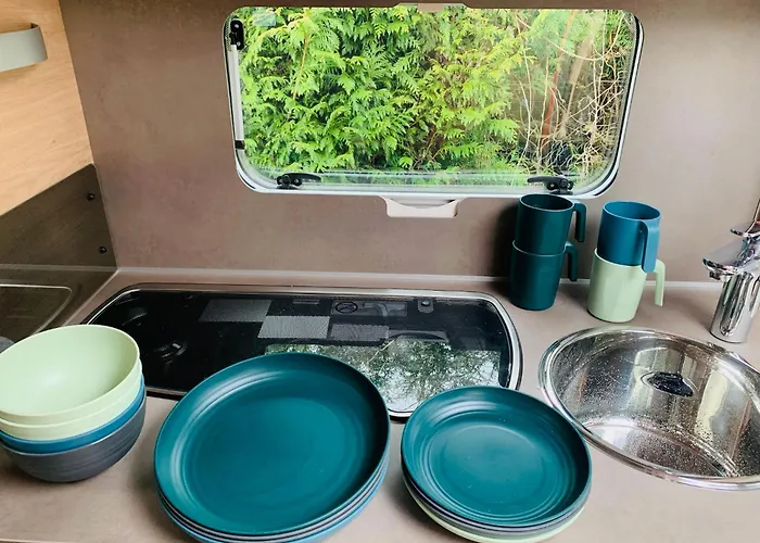 아파트 5 Sterne Wohnwagen Direkt An Der Messe - Beheizt- Inklusive Stellplatz & Wlan - New Caravan At Fairground - Inclusive Caravanparking & Wlan - Direkt Messegelaende-duschraeume Vor Ort - Kitchen - Heating