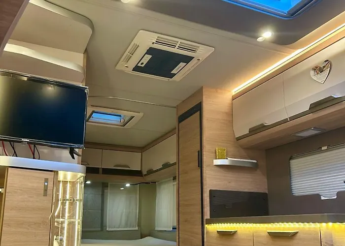 아파트 5 Sterne Wohnwagen Direkt An Der Messe - Beheizt- Inklusive Stellplatz & Wlan - New Caravan At Fairground - Inclusive Caravanparking & Wlan - Direkt Messegelaende-duschraeume Vor Ort - Kitchen - Heating *