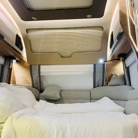 5 Sterne Wohnwagen Direkt An Der Messe - Comfortable New Caravan At Fair Trade - Floor Heating - 2 Big Beds - Fully Equipped - Auf Expo Plaza Und Messe - Klimaanlage - Fussbodenheizung - Reserved Site On Extra Cost Apartament Hanower