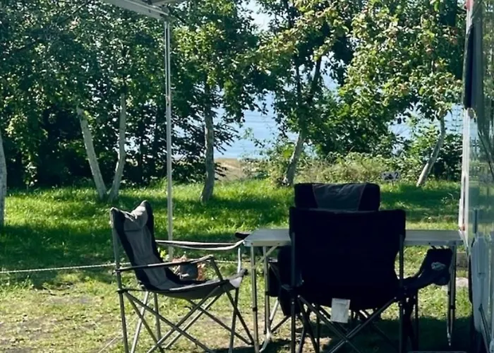 5 Sterne Wohnwagen Direkt An Der Messe - Beheizt- Inklusive Stellplatz & Wlan - New Caravan At Fairground - Inclusive Caravanparking & Wlan - Direkt Messegelaende-duschraeume Vor Ort - Kitchen - Heating